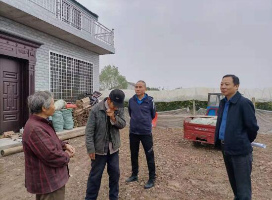 常德路桥集团开展脱贫攻坚“冲刺清零”行动(图4) 常德路桥集团开展脱贫攻坚“冲刺清零”行动(图4)
